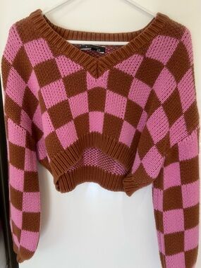Blue Blush Pink and Brown Checkered V-Neck Cropped Sweater